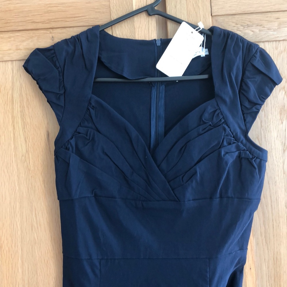 Lady's 50s Vintage V-neck Capsleeve Pencil Dress